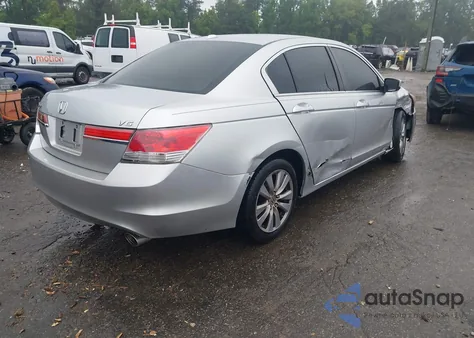 2011 Honda Accord 3.5 Ex-L из США, поврежденный, VIN 1HGCP3F86BA015723